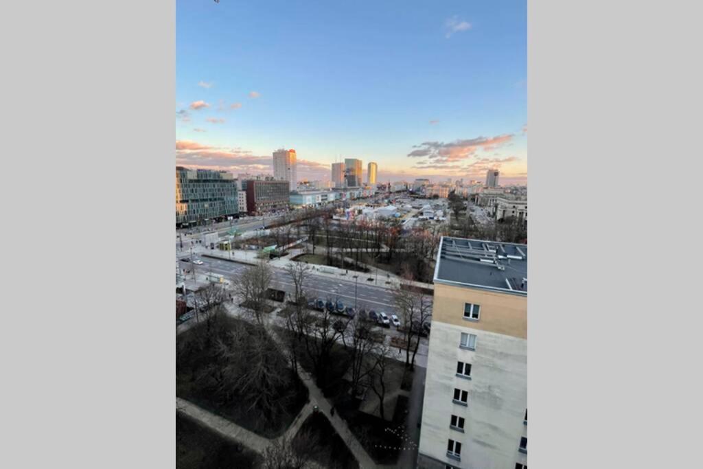 Super Apartament Brown 2X Metro Nowy Wifi Netflix Spotify Panorama Miasta 바르샤바 외부 사진